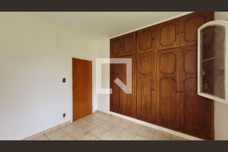 Casa à venda com 1411m², 10 quartos e 13 vagasQuarto 3