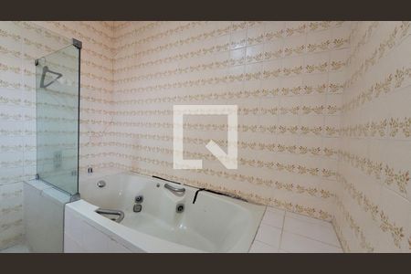 Casa à venda com 1411m², 10 quartos e 13 vagasBanheiro 1