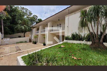 Casa à venda com 1411m², 10 quartos e 13 vagasFachada