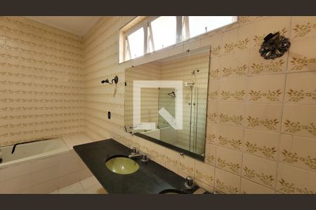 Casa à venda com 1411m², 10 quartos e 13 vagasBanheiro 1