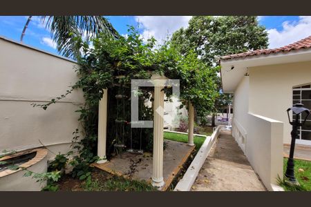Casa à venda com 1411m², 10 quartos e 13 vagasJardim