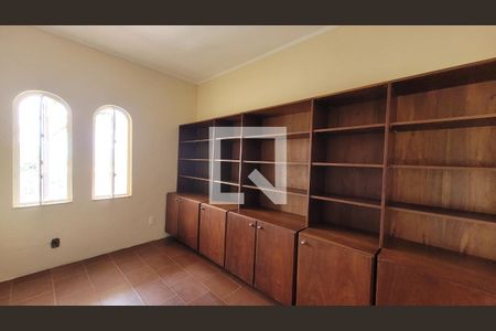 Casa à venda com 1411m², 10 quartos e 13 vagasQuarto 4 / Chapelaria