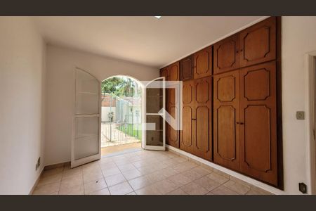 Casa à venda com 1411m², 10 quartos e 13 vagasSuíte