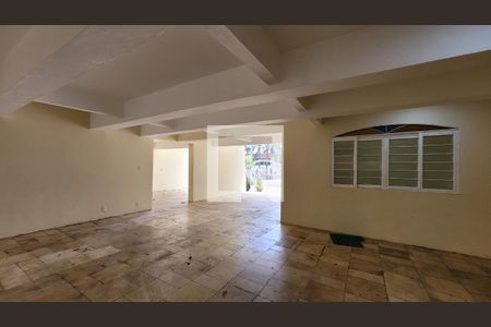 Casa à venda com 1411m², 10 quartos e 13 vagasGaragem