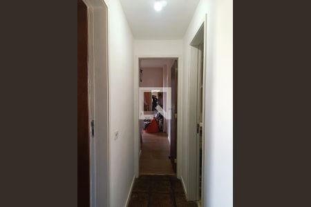 Corredor  de apartamento para alugar com 2 quartos, 86m² em Leblon, Rio de Janeiro