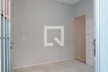 Sala de kitnet/studio para alugar com 1 quarto, 28m² em Jardim Virginia Bianca, São Paulo