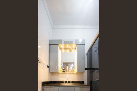 Casa à venda com 205m², 4 quartos e 2 vagasBanheiro da Suíte 1