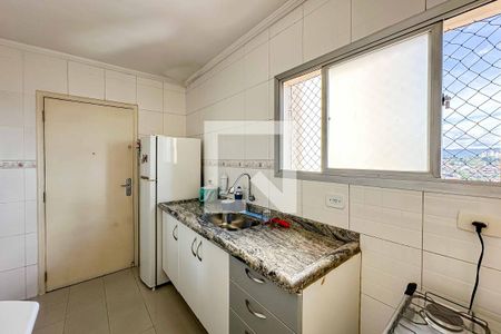 Cozinha de apartamento à venda com 2 quartos, 65m² em Vila Diva, São Paulo