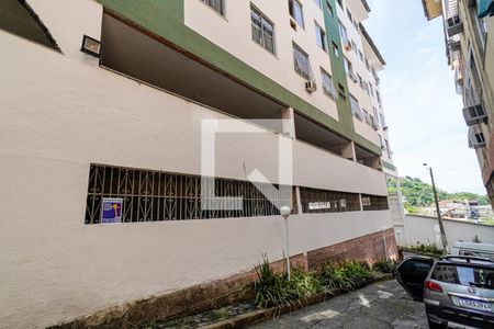 Apartamento para alugar com 67m², 2 quartos e 1 vaga Apartamento para alugar com 67m², 2 quartos e 1 vagaFachada