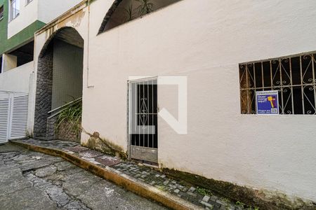 Apartamento para alugar com 67m², 2 quartos e 1 vaga Apartamento para alugar com 67m², 2 quartos e 1 vagaFachada