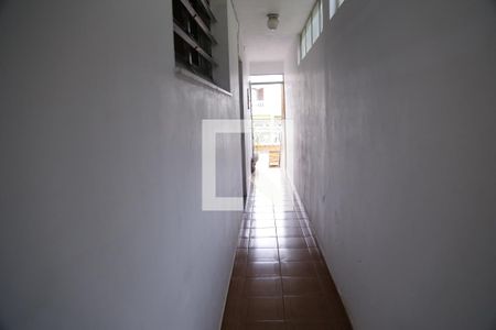 Casa para alugar com 130m², 3 quartos e 2 vagasCorredor
