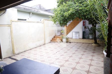 Casa para alugar com 130m², 3 quartos e 2 vagasQuintal