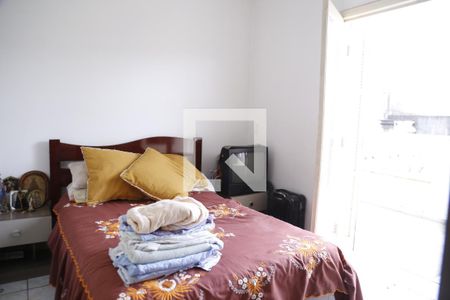 Casa para alugar com 130m², 3 quartos e 2 vagasQuarto 2