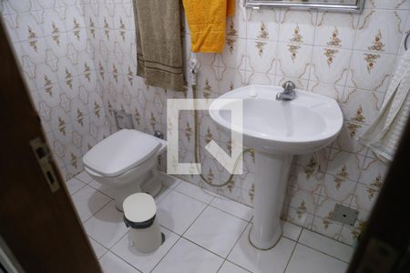 Casa para alugar com 130m², 3 quartos e 2 vagasBanheiro 2