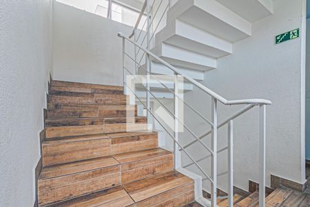 Apartamento para alugar com 42m², 1 quarto e sem vagaEscada