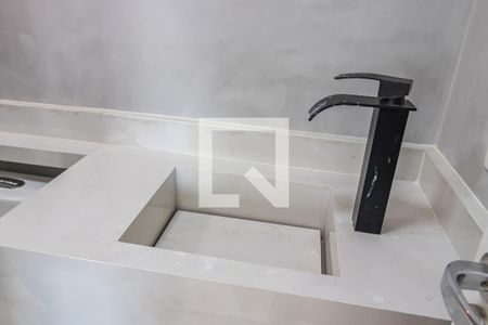 Apartamento à venda com 69m², 2 quartos e 2 vagasBanheiro da Suíte 1