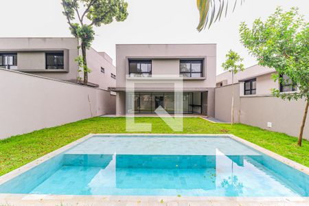Casa de condomínio à venda com 845m², 4 quartos e 6 vagasPiscina