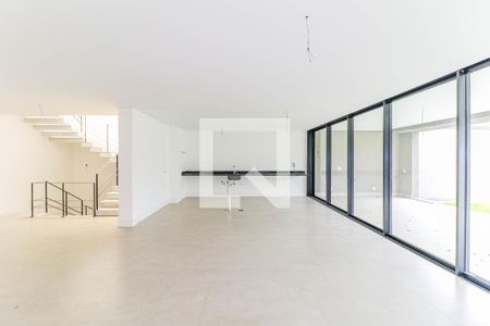 Casa de condomínio à venda com 845m², 4 quartos e 6 vagasCozinha