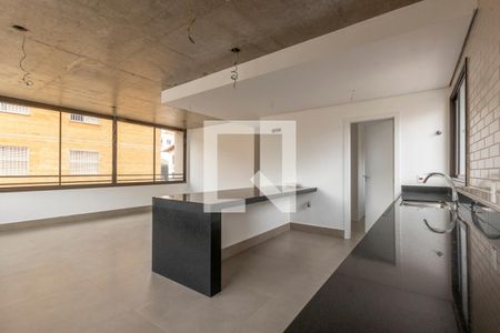 Cozinha de apartamento à venda com 3 quartos, 120m² em Santo Antônio, Belo Horizonte