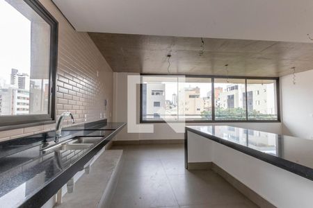 Cozinha de apartamento à venda com 3 quartos, 120m² em Santo Antônio, Belo Horizonte