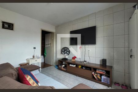 Casa à venda com 280m², 4 quartos e 1 vaga Casa à venda com 280m², 4 quartos e 1 vagaSala - Casa 4