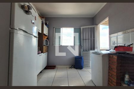 Casa à venda com 280m², 4 quartos e 1 vaga Casa à venda com 280m², 4 quartos e 1 vagaCozinha - Casa 2