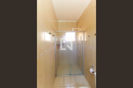 Banheiro da Suíte 1 de casa à venda com 3 quartos, 400m² em Água Rasa, São Paulo