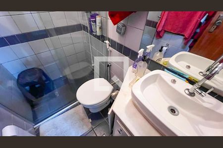 Apartamento à venda com 145m², 3 quartos e 1 vaga Apartamento à venda com 145m², 3 quartos e 1 vagaBanheiro