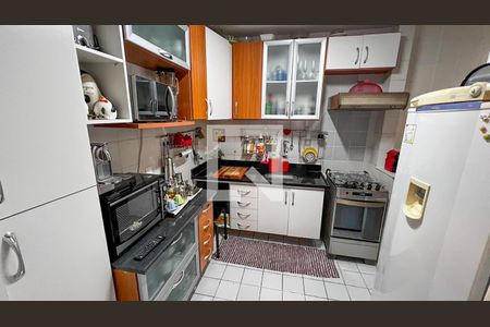 Apartamento à venda com 145m², 3 quartos e 1 vaga Apartamento à venda com 145m², 3 quartos e 1 vagaCozinha