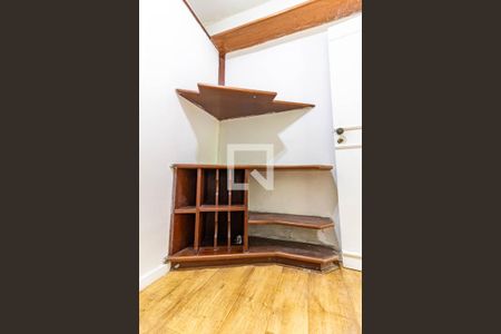 Apartamento para alugar com 64m², 1 quarto e sem vagaEscritório