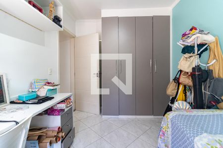 Casa à venda com 100m², 3 quartos e 2 vagas Casa à venda com 100m², 3 quartos e 2 vagasQuarto 2