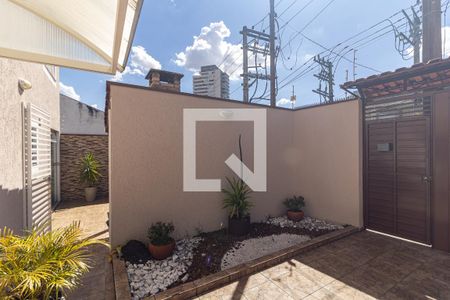 Casa à venda com 100m², 3 quartos e 2 vagas Casa à venda com 100m², 3 quartos e 2 vagasGaragem