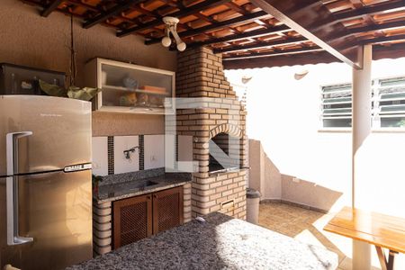 Casa à venda com 100m², 3 quartos e 2 vagas Casa à venda com 100m², 3 quartos e 2 vagasChurrasqueira