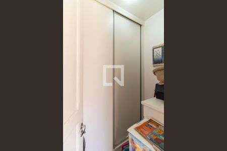 Casa à venda com 100m², 3 quartos e 2 vagas Casa à venda com 100m², 3 quartos e 2 vagasDepósito