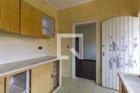 Casa à venda com 350m², 3 quartos e 3 vagasCozinha