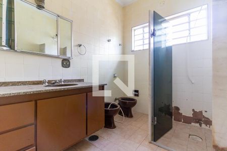 Casa à venda com 350m², 3 quartos e 3 vagasBanheiro Social
