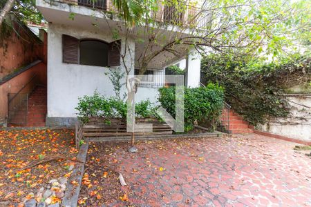 Casa à venda com 350m², 3 quartos e 3 vagasQuintal