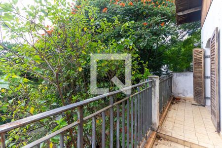 Casa à venda com 350m², 3 quartos e 3 vagasVaranda