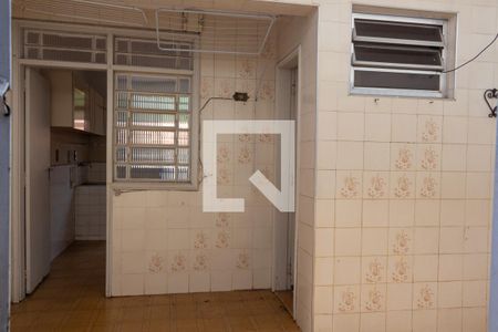 Casa para alugar com 141m², 3 quartos e 3 vagas Casa para alugar com 141m², 3 quartos e 3 vagasÁrea de Serviço