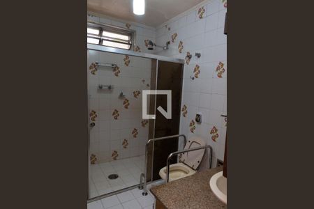 Casa para alugar com 141m², 3 quartos e 3 vagas Casa para alugar com 141m², 3 quartos e 3 vagasBanheiro