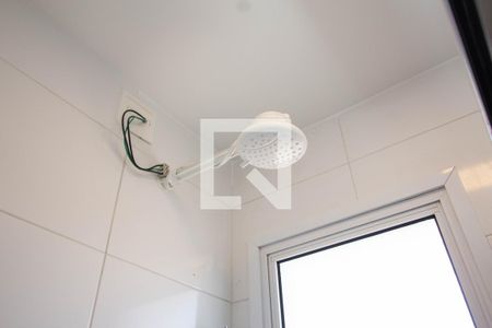 Banheiro de apartamento à venda com 2 quartos, 54m² em Vila Boaçava, São Paulo