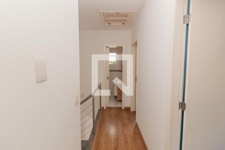 Corredor de casa à venda com 3 quartos, 90m² em Canudos, Novo Hamburgo