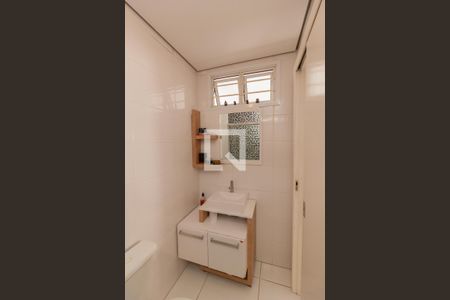 Casa à venda com 90m², 3 quartos e 2 vagasBanheiro 1