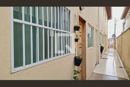 Corredor de casa para alugar com 2 quartos, 89m² em Vila Tupi, Praia Grande