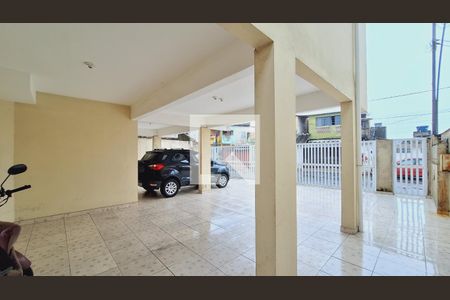 Garagem de casa para alugar com 2 quartos, 89m² em Vila Tupi, Praia Grande