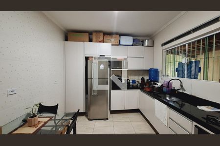 Cozinha de casa para alugar com 2 quartos, 89m² em Vila Tupi, Praia Grande