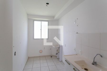 Apartamento para alugar com 42m², 2 quartos e 1 vaga Apartamento para alugar com 42m², 2 quartos e 1 vagaCozinha e Área de Serviço