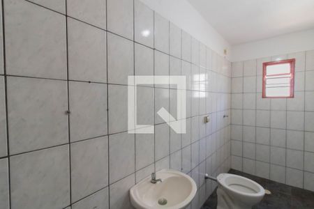 Casa à venda com 100m², 2 quartos e 1 vagaBanheiro da Suíte 2