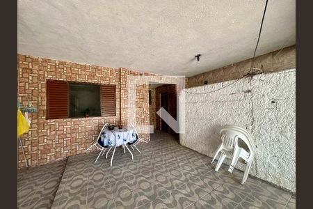 Casa à venda com 100m², 2 quartos e 1 vagaCasa 2