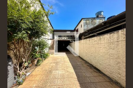 Casa à venda com 100m², 2 quartos e 1 vagaGaragem